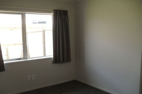 Photo of property in 16 Diamond Grove, Brown Owl, Upper Hutt, 5018