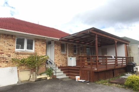 Photo of property in 57 Wilsher Crescent, Henderson, Auckland, 0612