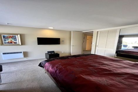 Photo of property in Highwic, 2/32 Hobson Street, Thorndon, Wellington, 6011