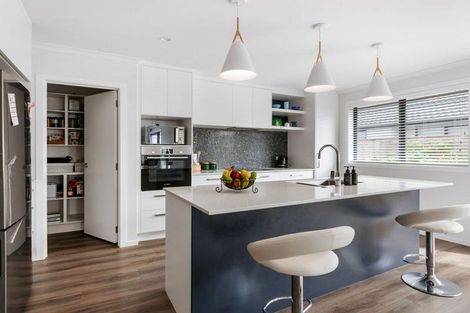 Photo of property in 5 Nottingham Road, Omokoroa, 3114