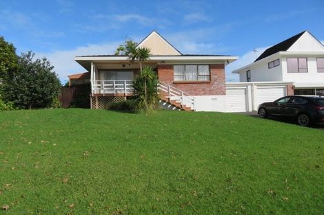 Photo of property in 1b Cairngorm Place, Highland Park, Auckland, 2010
