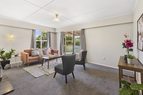 Photo of property in 130 Main Road, Titahi Bay, Porirua, 5022