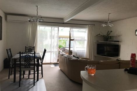 Photo of property in 38 Ashdown Place, Pahurehure, Papakura, 2113