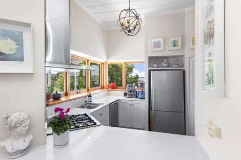 Photo of property in 1/36 Maritime Terrace, Birkenhead, Auckland, 0626