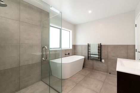 Photo of property in 60b Wilson Road South, Paengaroa, 3189