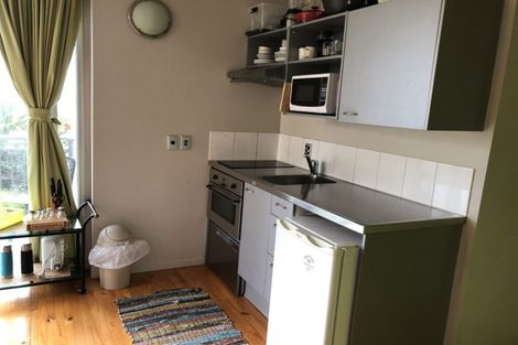 Photo of property in Scotia Tower Apartments, 8f/8 Scotia Place, Auckland Central, Auckland, 1010