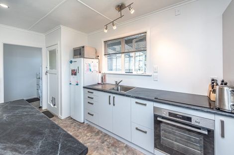 Photo of property in 40 Matai Street, Castlecliff, Whanganui, 4501