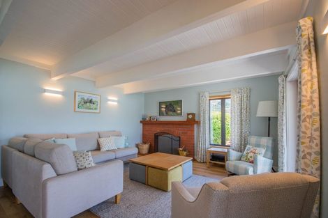 Photo of property in 11 Settlers Hill, Akaroa, 7520