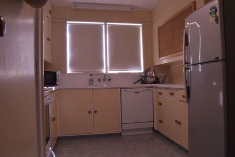 Photo of property in 18 Collier Avenue, Karori, Wellington, 6012