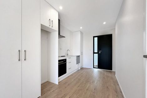 Photo of property in 1/2 Riversdale Road, Avondale, Auckland, 1026