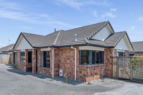 Photo of property in 15 Popata Close, Papamoa Beach, Papamoa, 3118