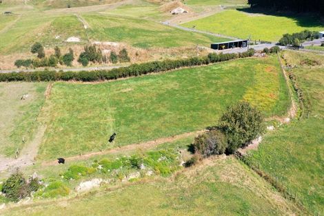Photo of property in 110 Glengarry Road, Dannevirke, 4978