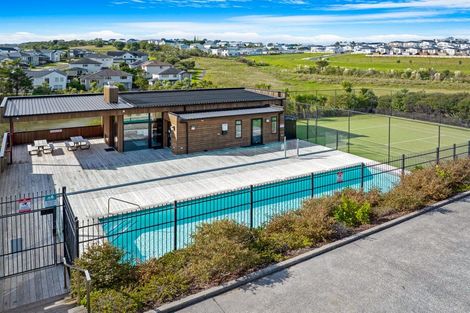 Photo of property in 16 Discovery Drive, Gulf Harbour, Whangaparaoa, 0930