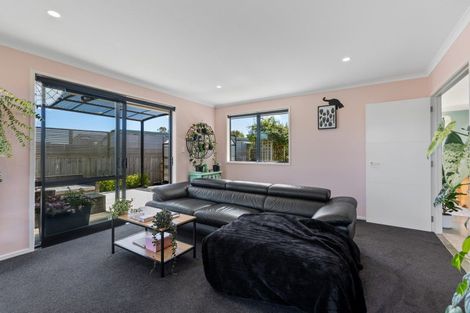 Photo of property in 14 Tangaroa Street, Waitara, 4320