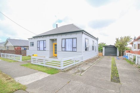 Photo of property in 21 Spencer Street, Bluff, 9814