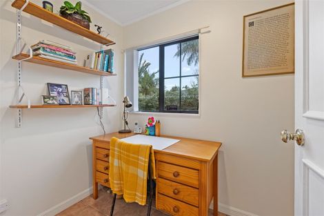 Photo of property in 42 Maygrove Drive, Orewa, 0931
