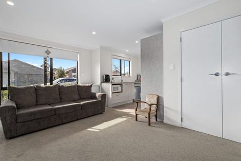 Photo of property in 21 Pioneer Crescent, Omokoroa, 3114