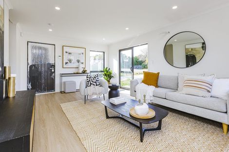 Photo of property in 559a Great South Road, Rosehill, Papakura, 2113