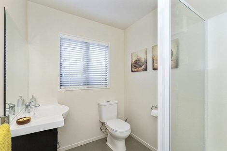 Photo of property in 52 Fairway Drive, Shirley, Christchurch, 8061