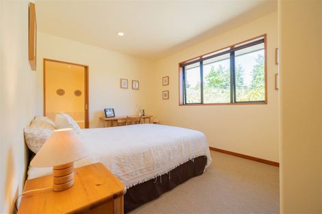 Photo of property in 31 Patience Bay Drive, Te Anau, 9679
