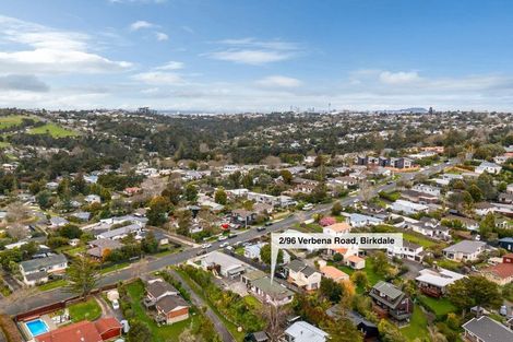 Photo of property in 2/96 Verbena Road, Birkdale, Auckland, 0626