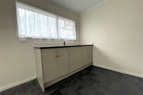 Photo of property in 1/136 Shifnal Drive, Randwick Park, Auckland, 2105