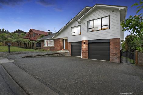Photo of property in 41 Peterhouse Street, Tawa, Wellington, 5028