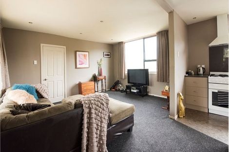 Photo of property in 37 Walter Street, The Glen, Dunedin, 9011