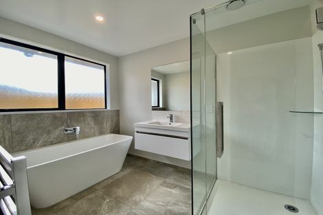 Photo of property in 14 Palmer Avenue, Glen Eden, Auckland, 0602