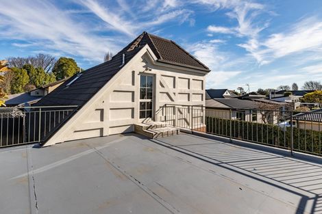 Photo of property in 2/53 Hamilton Avenue, Ilam, Christchurch, 8041