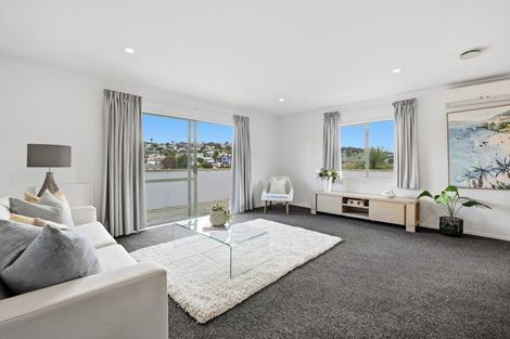 Photo of property in 1/4 Knott Road, Stanmore Bay, Whangaparaoa, 0932