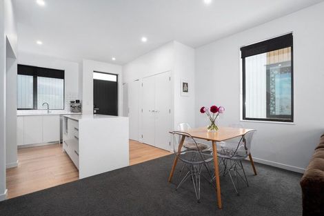 Photo of property in 175c Sutherland Road, Lyall Bay, Wellington, 6022