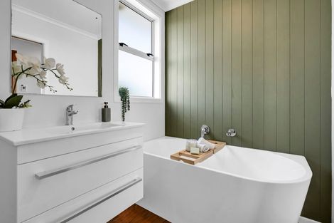 Photo of property in 7 Hulke Crescent, Bell Block, New Plymouth, 4312