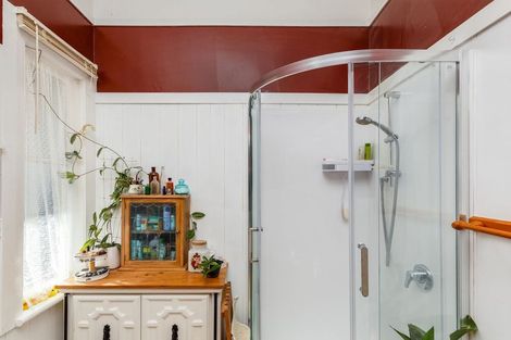 Photo of property in 30 Rhodes Street, Waimate, 7924