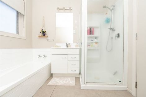 Photo of property in 313 Cambridge Road, Hillcrest, Hamilton, 3216