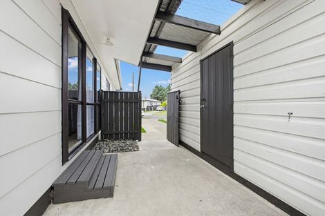 Photo of property in 1/17 Atherfold Crescent, Greenmeadows, Napier, 4112