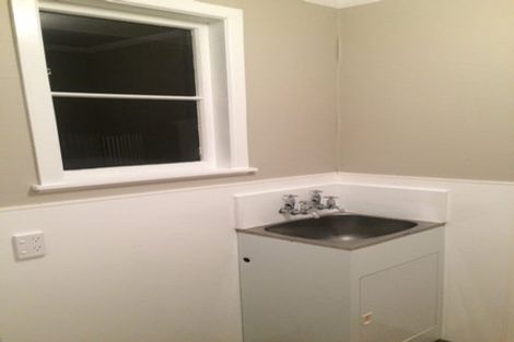 Photo of property in 116 Ruamahanga Crescent, Terrace End, Palmerston North, 4410