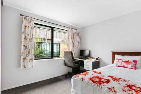 Photo of property in 4 Anglers Way, Omokoroa, 3114