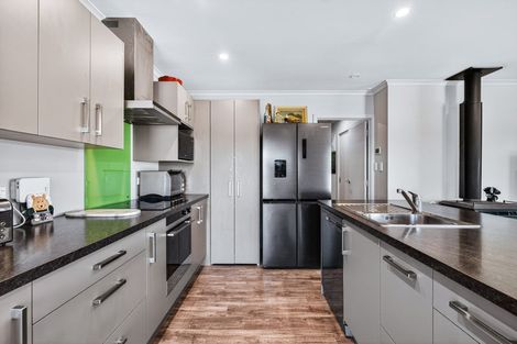 Photo of property in 18 Rangikatea Road, Omori, Turangi, 3381