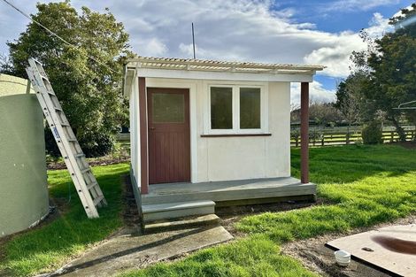 Photo of property in 32 Cloverlea Road, Westbrook, Palmerston North, 4475
