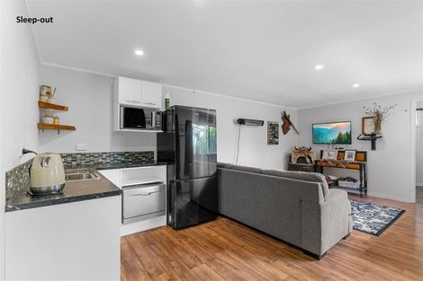 Photo of property in 338 South Road, Waipu, 0582