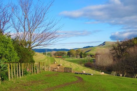 Photo of property in 727 Valley Road, Raukawa, Hastings, 4174