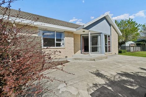 Photo of property in 1 Birdling Place, Halswell, Christchurch, 8025