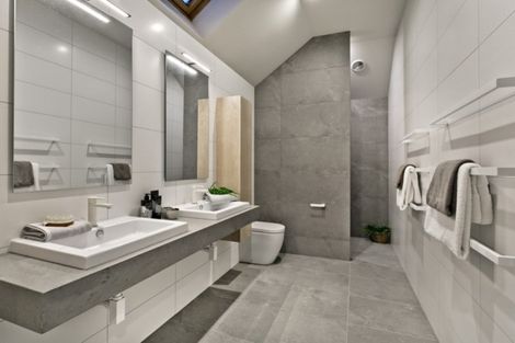 Photo of property in 196 Vipond Road, Stanmore Bay, Whangaparaoa, 0932