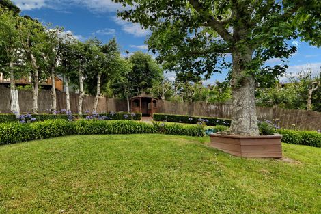 Photo of property in 181b Titirangi Road, Titirangi, Auckland, 0604