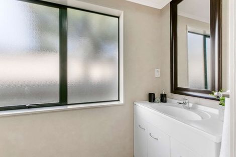 Photo of property in 13 Lockhart Place, Rototuna, Hamilton, 3210