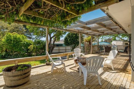 Photo of property in 43 Holdaway Street, Riversdale, Blenheim, 7201