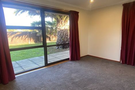 Photo of property in 1 Ribbonwood Place, Hillsborough, Christchurch, 8022