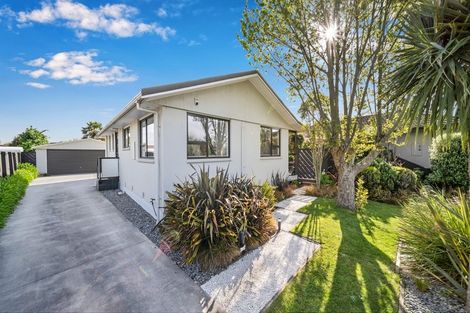 Photo of property in 11 Townshend Crescent, Halswell, Christchurch, 8025