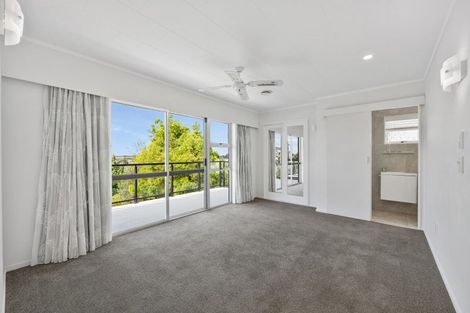 Photo of property in 18 Seaview Road, Ruakaka, 0116